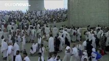 Cientos de miles de musulmanes lapidan hoy al diablo en el hach