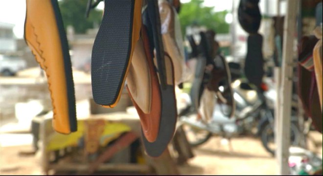 Senegal sandal makers perfect a century-old tradition