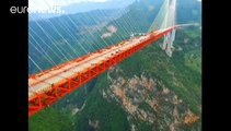 Pont suspendu le plus haut du monde en construction!