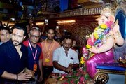 Emraan Hashmi and wife seek Ganesha's Blessings!