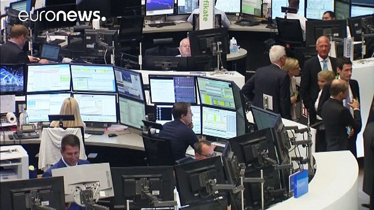 Financial markets tumble on worries on US rate hike timing