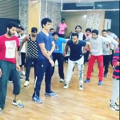 Watch Prabhudeva, Sonu Sood and Esha Gupta rehearsing a track from their upcoming movie Tutak Tutak Tutiya