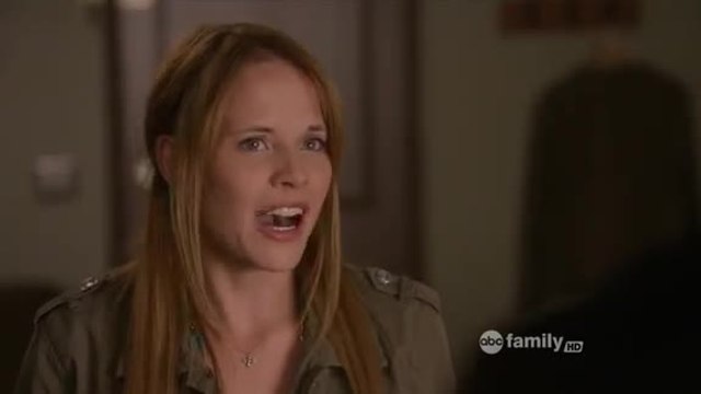 Switched at Birth - S1 E13 - Self-Portrait With Bandaged Ear