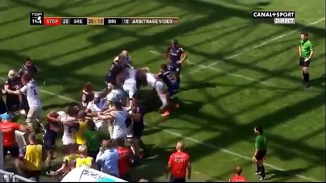 Baston générale entre les rugbyman de Grenoble et Brive