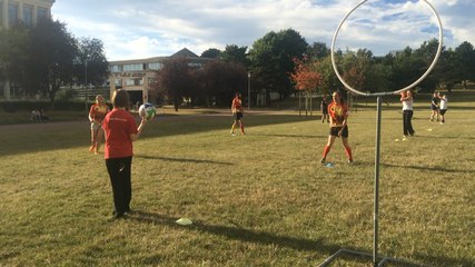 L'équipe de quidditch de Caen en entraînement à l'université
