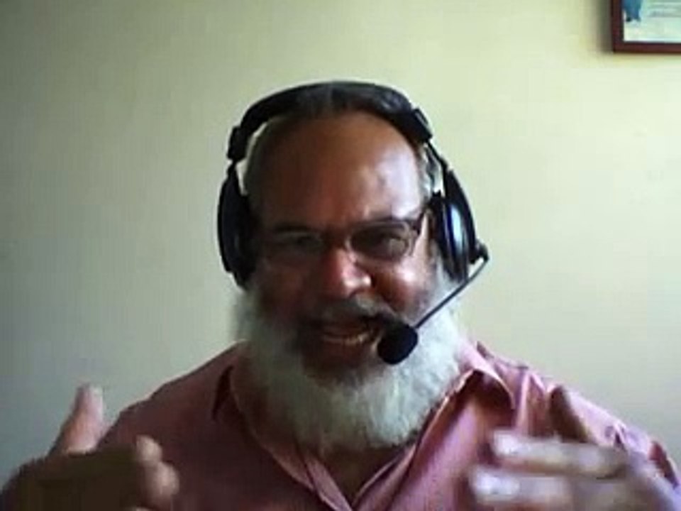 Irmão Vieira fala sobre a guerra entre o Bispo Macedo e o Apostolo Valdemiro Santiago.flv