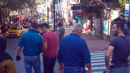 KDZ. EREĞLİ'DE YARIM SAAT İÇERİSİNDE 2 AYRI NOKTADA MOTOSİKLET KAZASI YAŞANDI