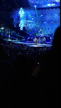 Justin Timberlake - 20-20 Tour @ SAP SJ - Rock Your Body Live (clip)