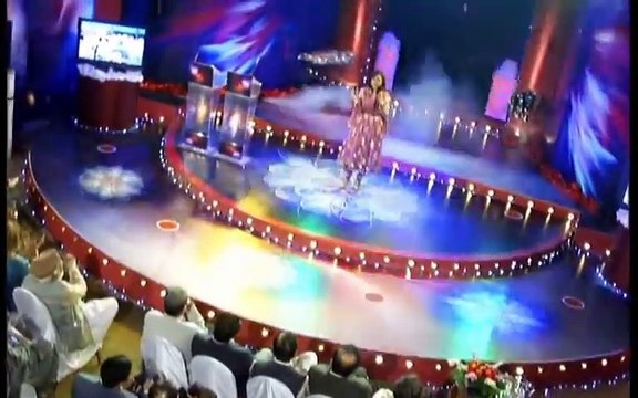 Mohabbat K Dam Se Yeh Duniya Haseen Hai By Sara Raza Khan