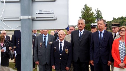 Le Havre inaugure le rond-point 2e DB - 2 - Dévoilement de la plaque