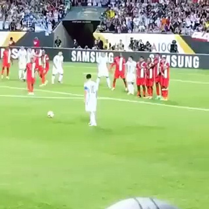 Leo Messi Amazing Goal for Argentina