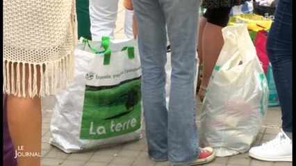 Social : Un vide-dressing à La Roche-sur-Yon