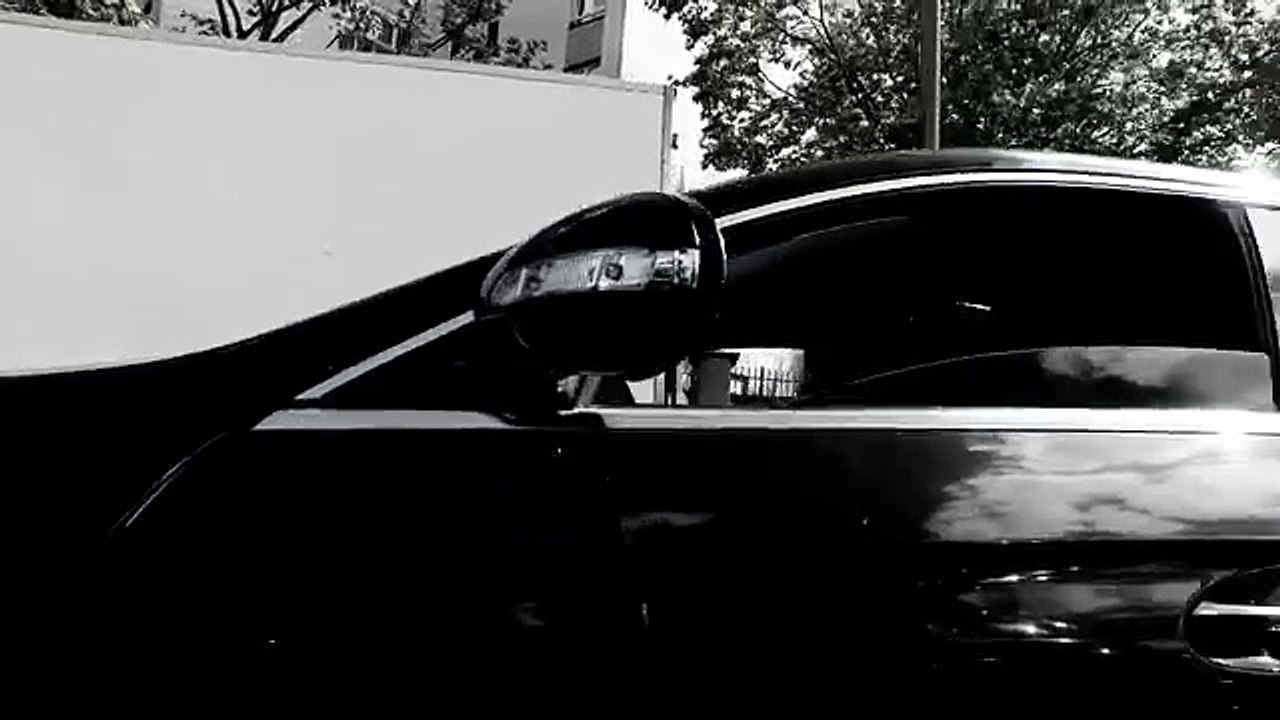 KOSSI - C'est dans nos gènes (clip officiel)