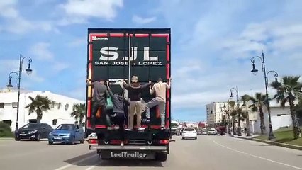 أريد أن أعرف كيف يفكرون