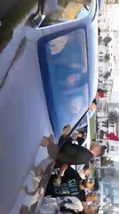 الملك محمد السادس يتجول في پلايا