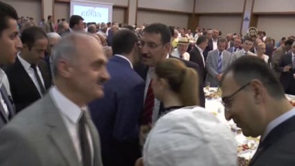 AK Parti Genel Başkan Yardımcısı Çalık: "28 Belediyenin Hukuk Çerçevesinde Görevlerinden El...