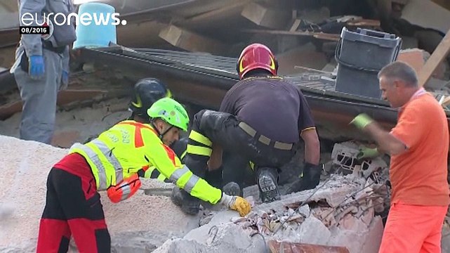 Мэрия Аматриче подала в суд на Шарли Эбдо