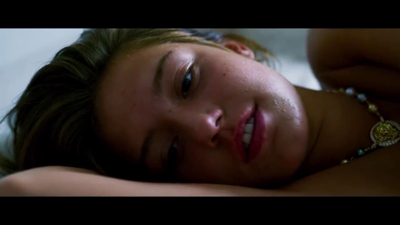 Adèle Exarchopoulos dévoile un premier extrait sensuel de son prochain film, Orpheline