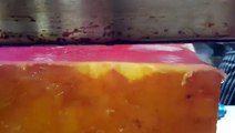 Si vous avez une passion pour le fromage fondu, cette vidéo va vous faire votre journée !