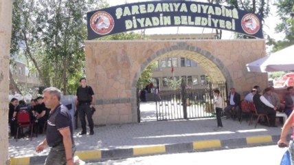 Kürtçe Tabela Bakan Soylu'nun Talimatıyla Tekrar Asıldı