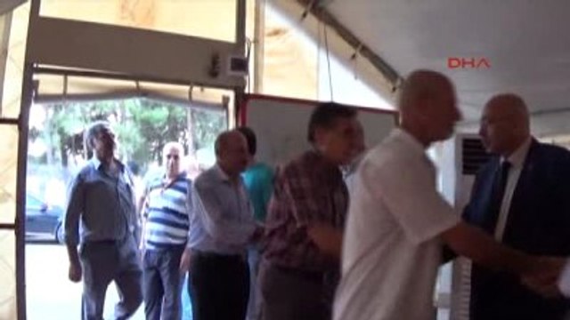 Gaziantep İslahiye - Kaymakam Yıldırım Çadırkentteki Suriyelilerle Bayramlaştı