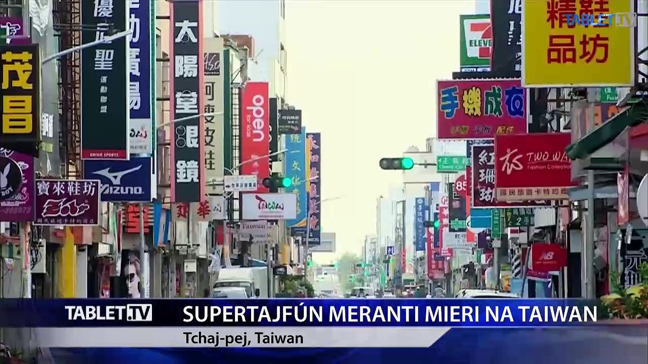 Na Taiwan sa valí supertajfún Meranti, vlny dosahujú výšku osem metrov