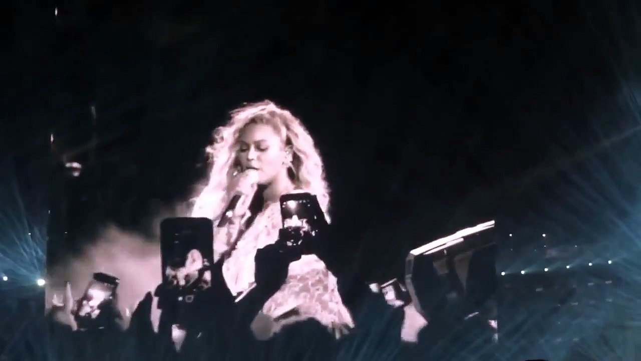 BEYONCE MUSIC CONCERT