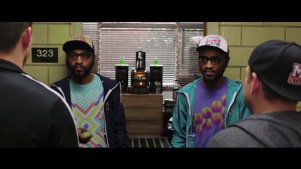 _Les Jumeaux defonces_ 22 JUMP STREET Extrait VF