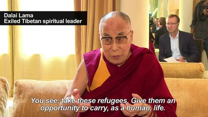 Dalai Lama calls on Europe to welcome refugees