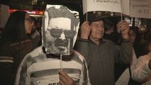 Centenares de personas marchan en Lima contra la violencia desatada por Sendero Luminoso