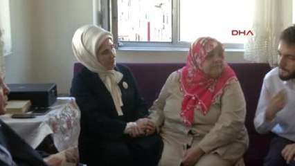 Cumhurbaşkanı Erdoğan Şehit Ailelerini Ziyaret Etti