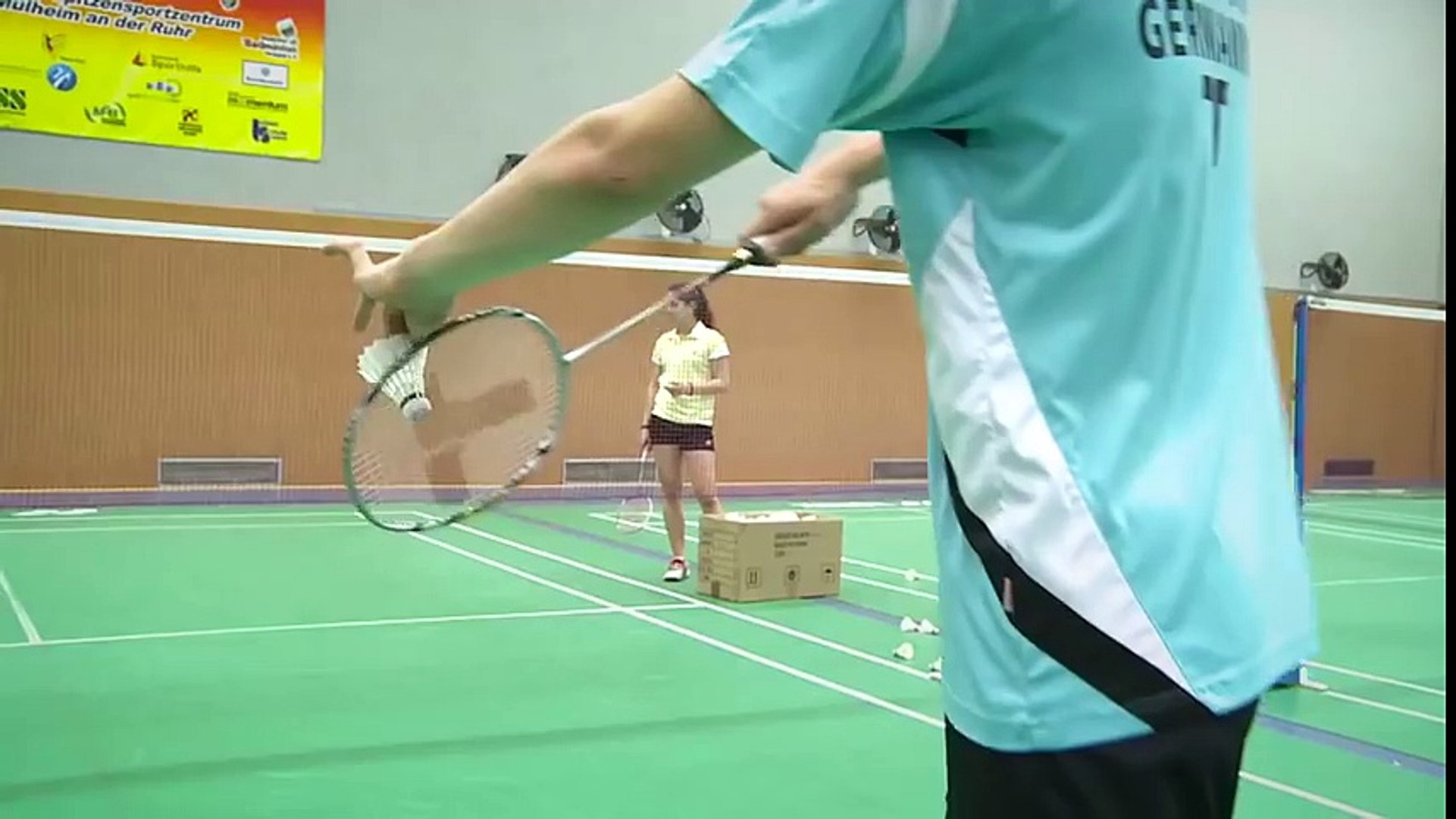 Badminton - Der Aufschlag