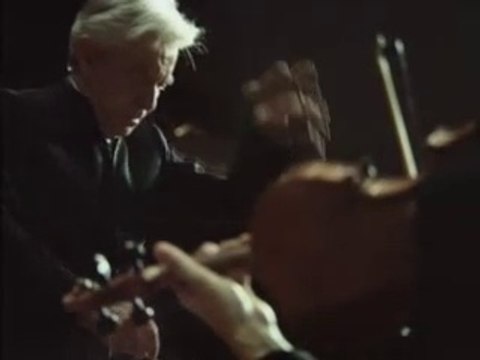 Beethoven. Symphonie n° 6. - L'orage. ( Karajan).