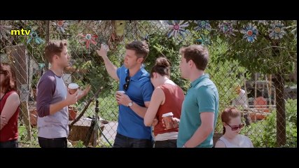 BETTER OFF SINGLE Trailer (2016)