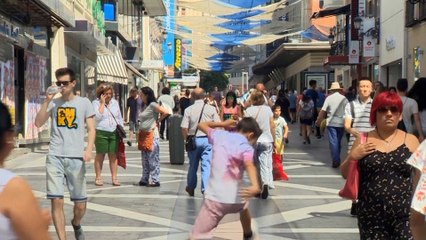 Los precios siguen moderando su caída en agosto