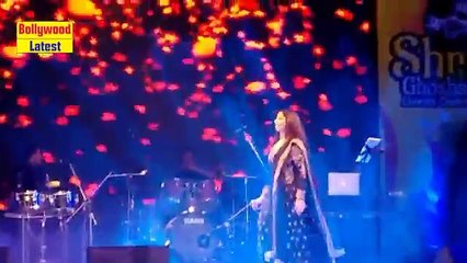 Shreya Ghoshal With Atif Aslam - Performance First Time - Latest 2016