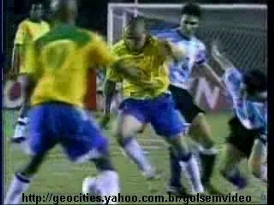 Ronaldo Drible Brasil - Argentina