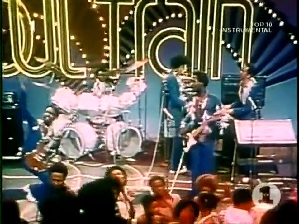 = Commodores - Machine Gun