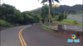 Espectacular trucos en motocicleta