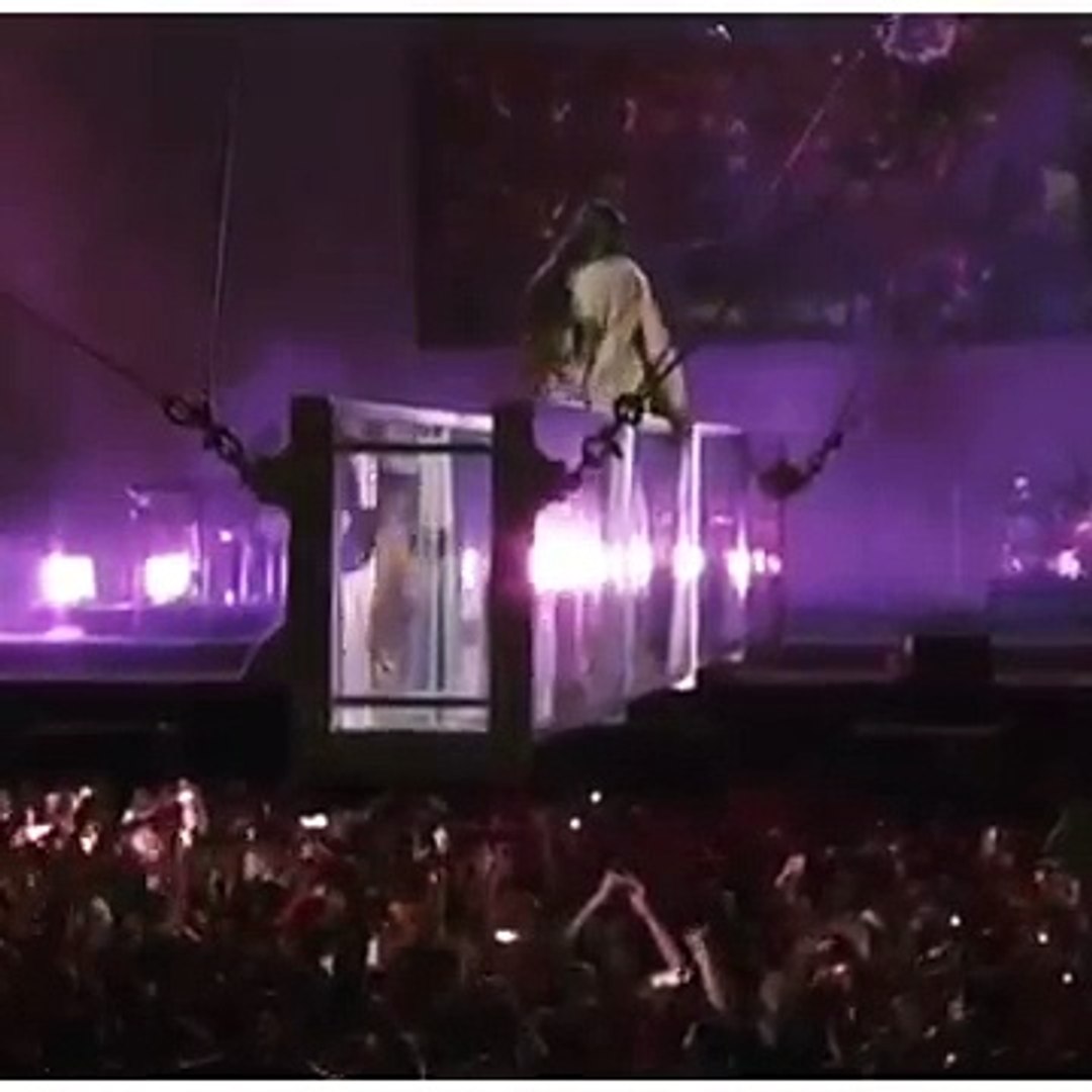 Rihanna - Sex Whet Me (live made in America) - YouTube