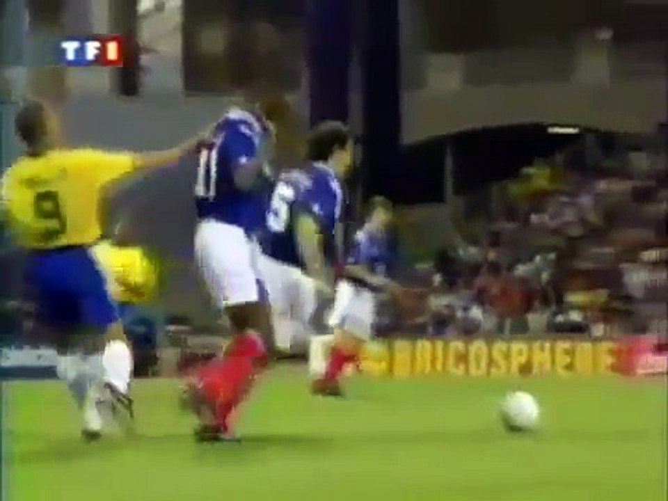 Roberto Carlos Best Goal   Free Kick Goal puskas 1997