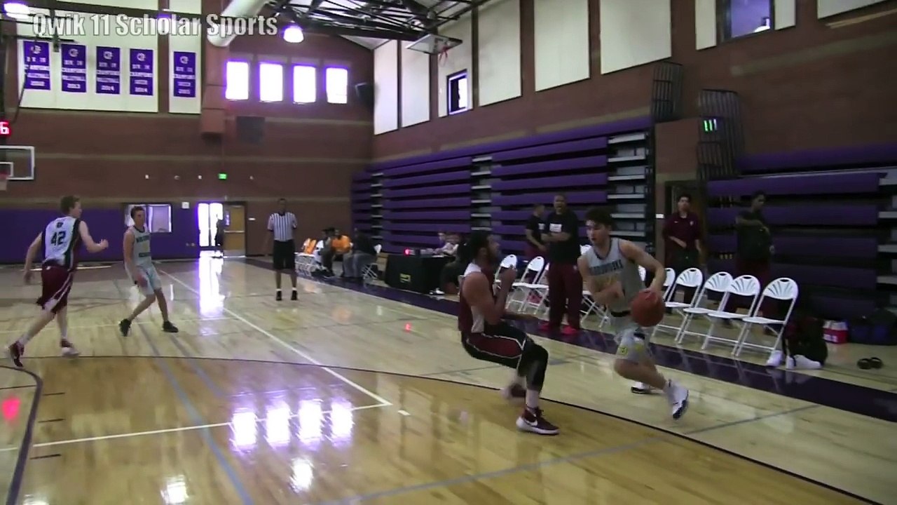 2016 Kobe Paras ONE HANDED Baseline DUNK OVER Defender!