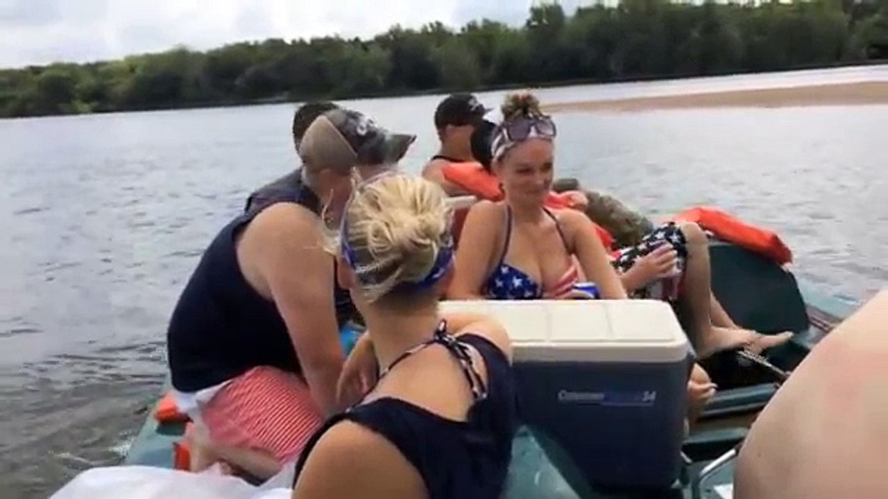 Une demande en mariage qui tourne mal et en un instant le plus beau jour de ta vie se transforme en cauchemar !