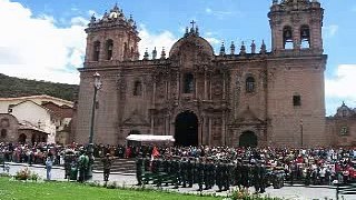 Desfile del 27 de octubre - cusco