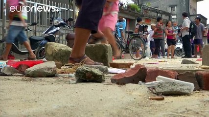 Brutálisan szétvertek a rendőrök egy tüntetést Kínában