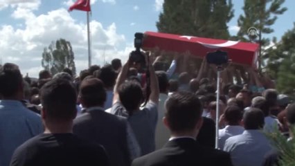 Şehit Uzman Er Karakoç Son Yolculuğuna Uğurlandı (2)