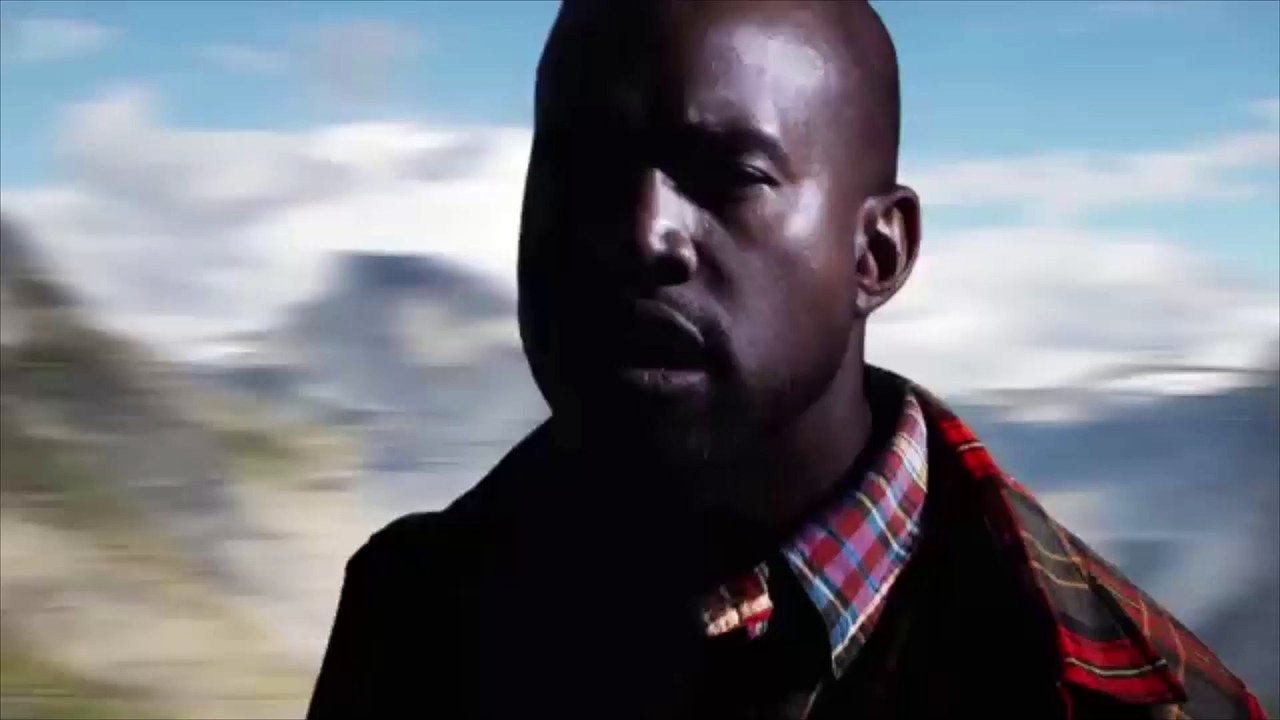 Kanye West nearly gets ambushed by crazy fan on floating stage