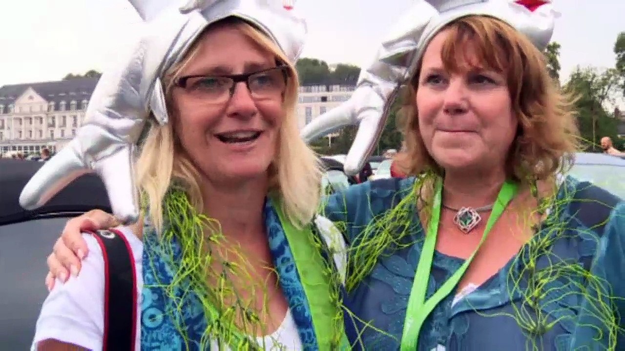 Im Sand: Beetle Sunshinetour 2016 | Motor mobil