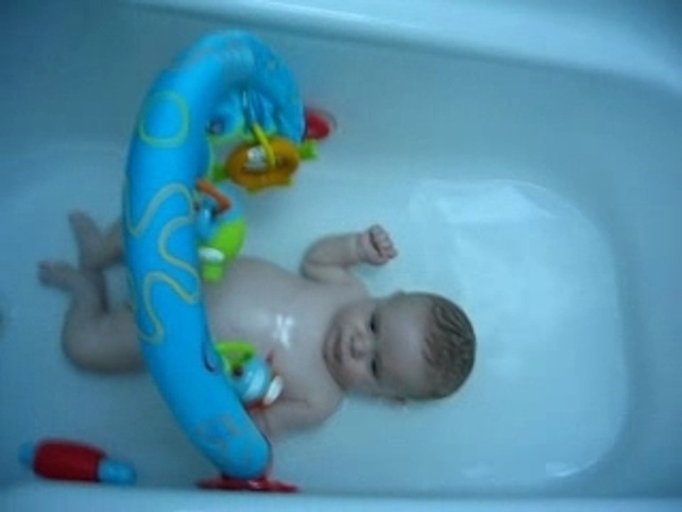 Martin dans le bain
