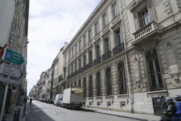 Le 18:18 - Marseille : découvrez le futur visage de la rue Paradis